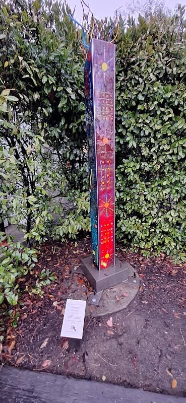 Sunburst Sculpture - Image 1