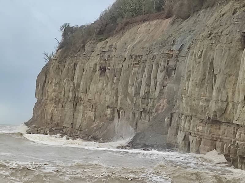 Pett Level Beach - Image 2