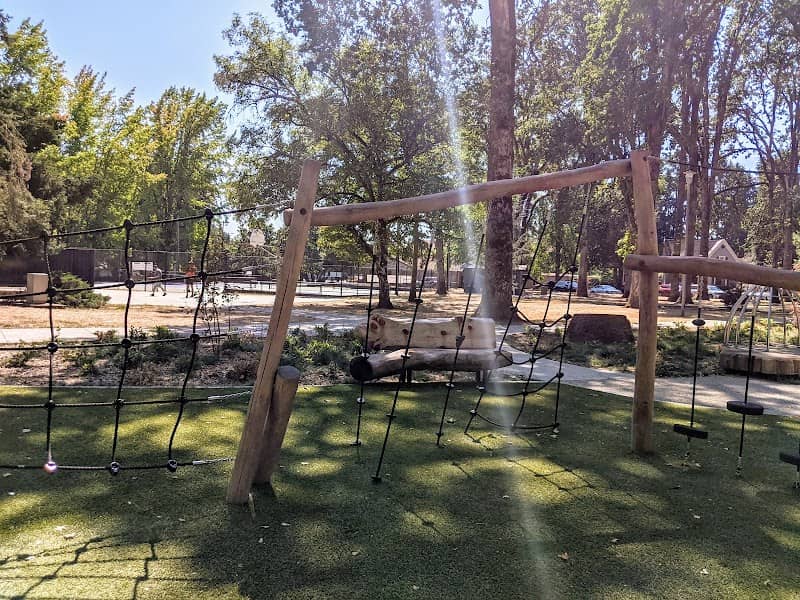 At Rogers Park - Image 3