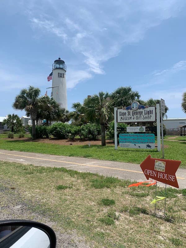 Public beach access - Image 2