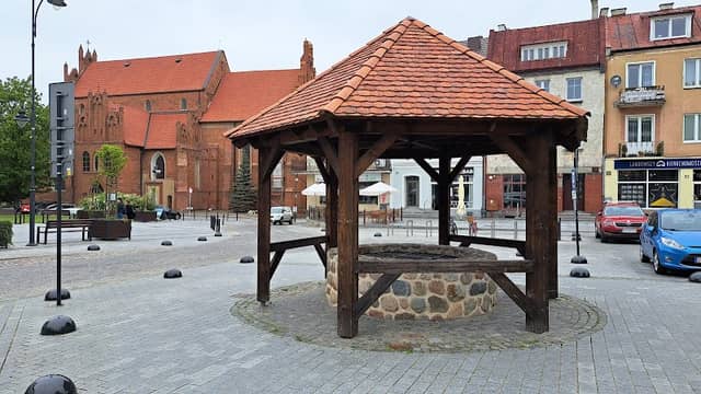 Studnia na starogardzkim Rynku - Image 1
