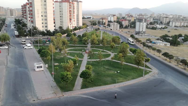 Navruz Parkı - Image 1
