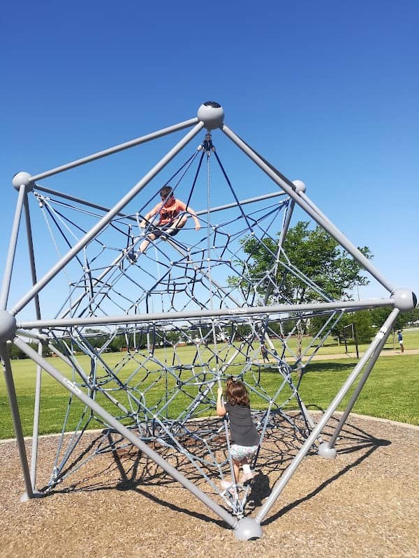 Peck-Trachtman Park - Image 2