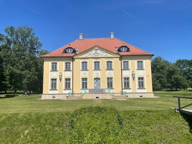 Muzeum Wnętrz Pałacowych w Choroszczy. Oddział Muzeum Podlaskiego w Białymstoku - Image 1