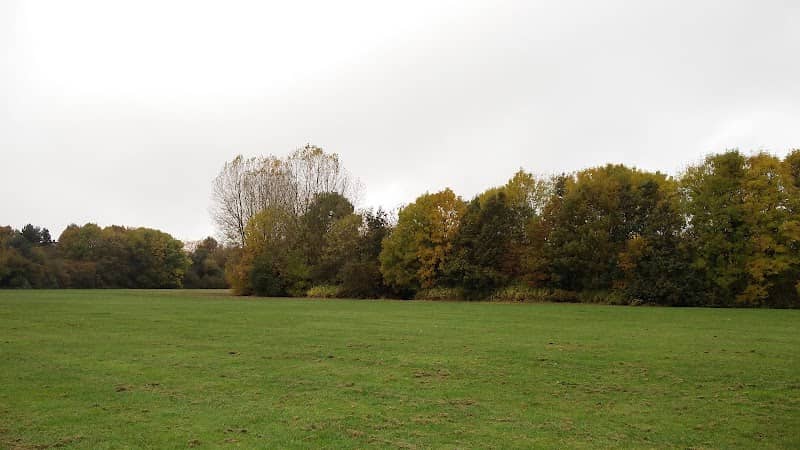 Cazzers Park - Image 1
