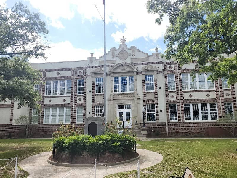 Ocean Springs Museum - Image 1