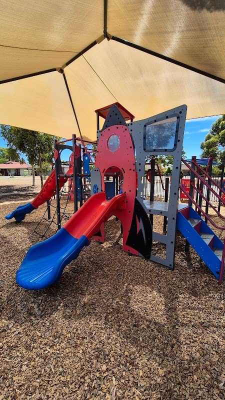 Kingsford Park - Image 1