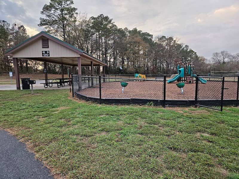 Veterans Memorial Park - Image 1