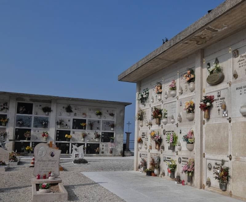 Cimitero di Albisano - Image 1