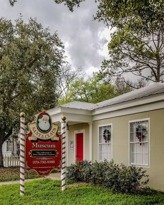 Santa Claus Museum - Image 1
