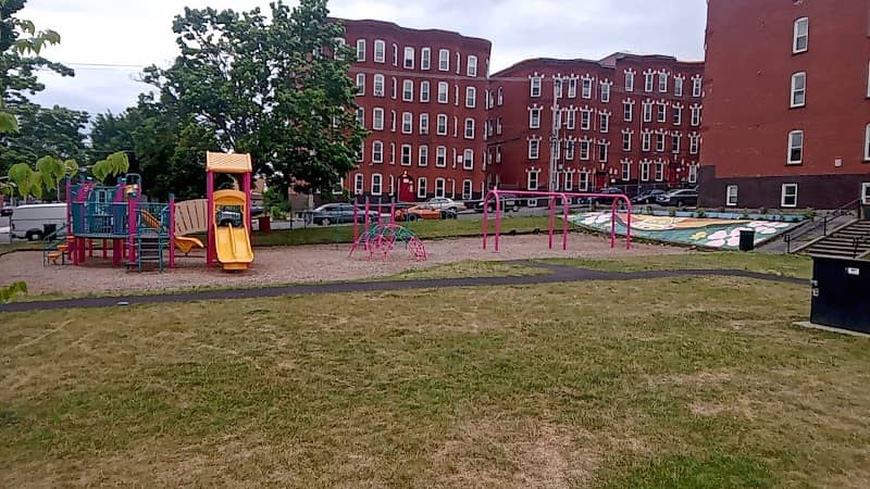 Pina Park - Image 2