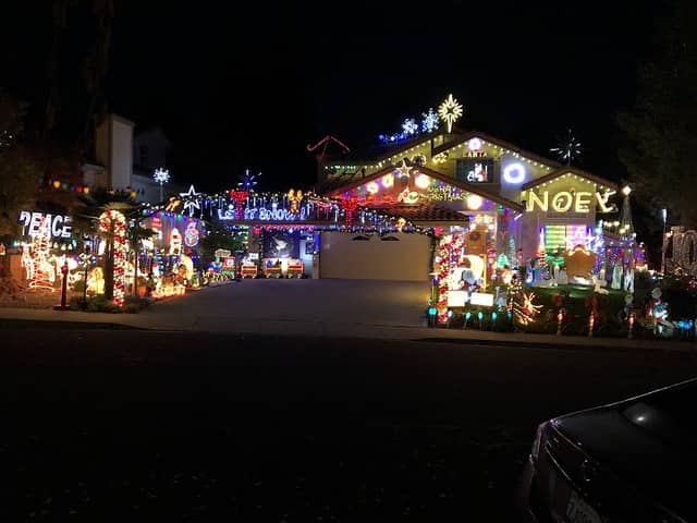 Dourov Livermore Christmas Light Display and Snow Machine - Image 1