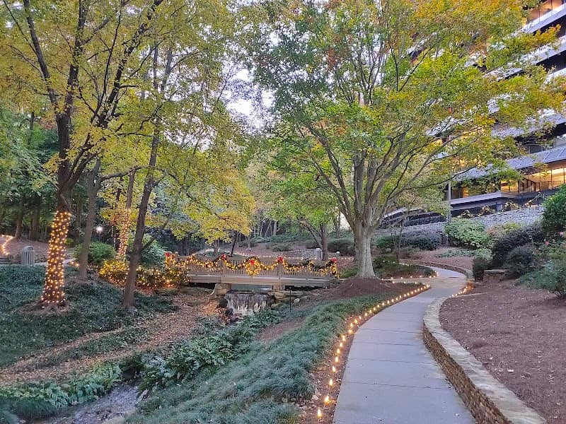 Ravinia Gardens - Image 1