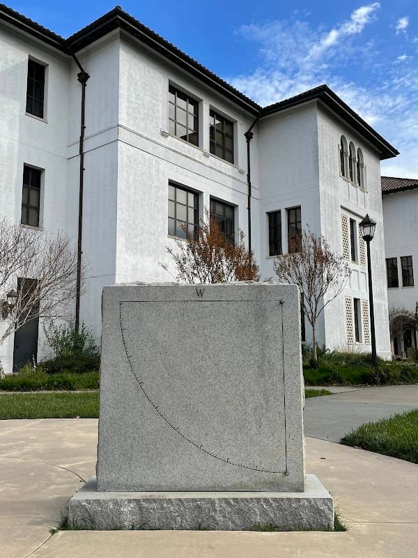 Meridian Plinth - Image 1