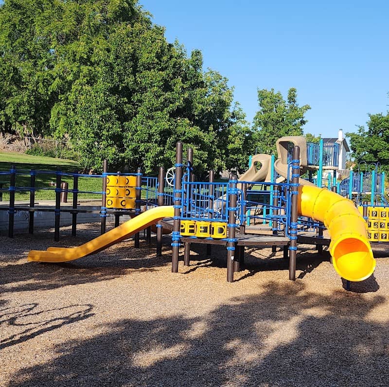 Vista Meadows Park - Image 2
