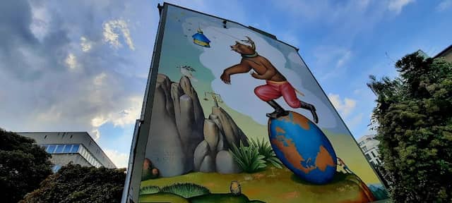 Mural "Deadambitions" - Image 1
