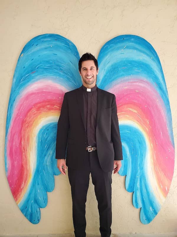 St. Mary’s Wings - Image 1