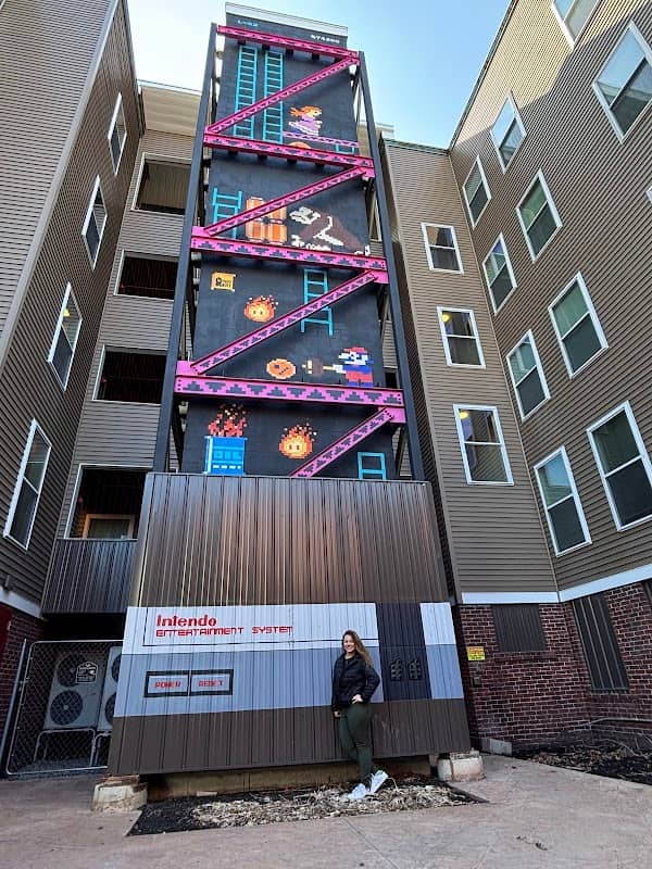 Mario/Donkey Kong Mural - Image 1