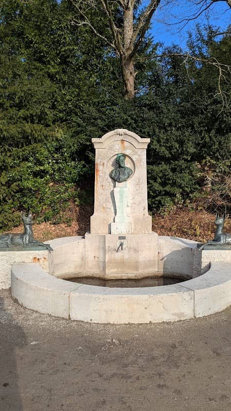 Anton Burger Brunnen - Image 1