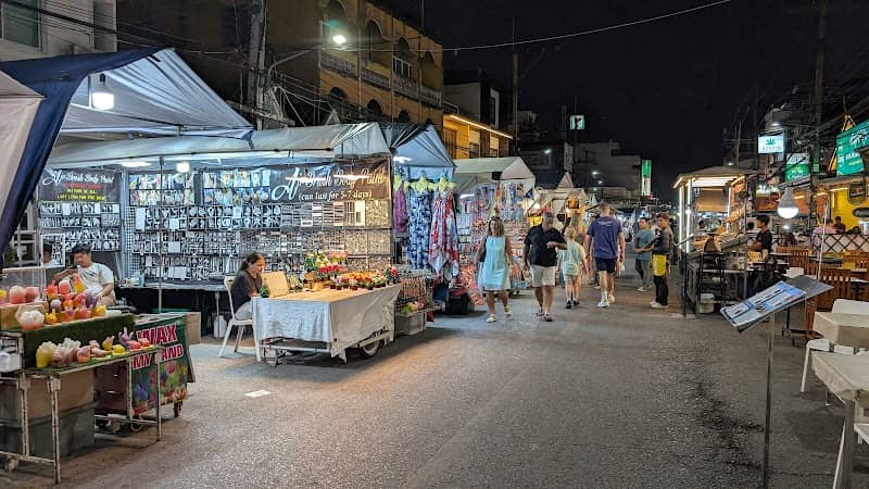 Hua Hin Night Market - Image 1