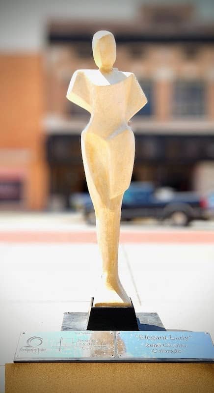 "Elegant Lady" Sculpture - Image 2