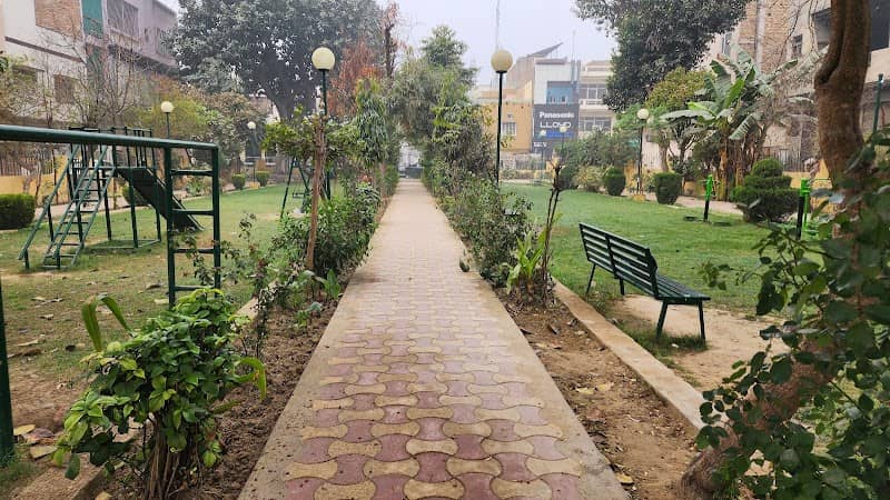 Swami Vivekananda Park - Image 1
