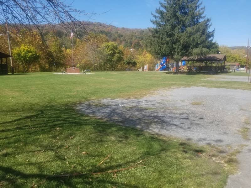 Creekside Park - Image 1