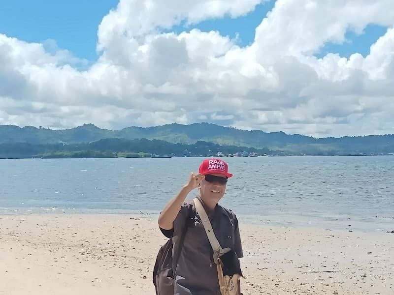 Crocodile Beach - Image 1
