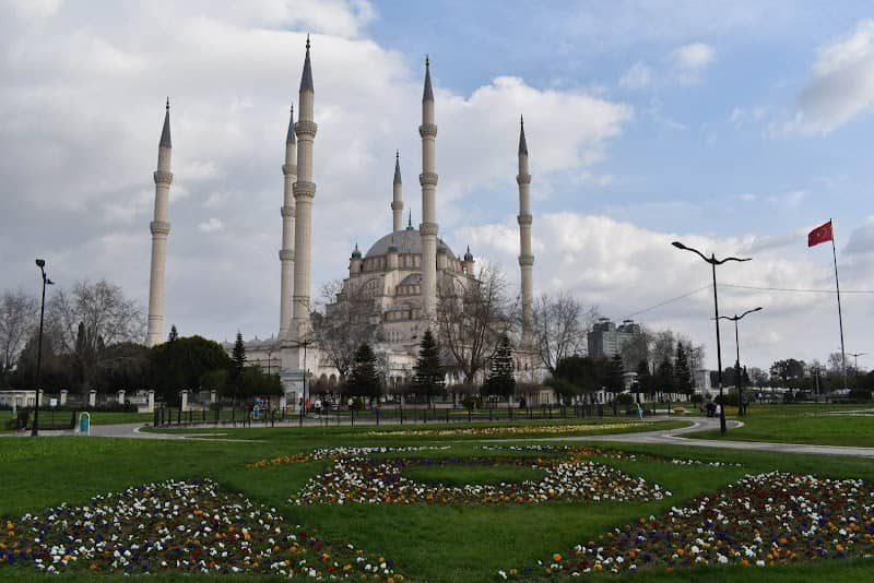 Seyhan Merkez Park - Image 2