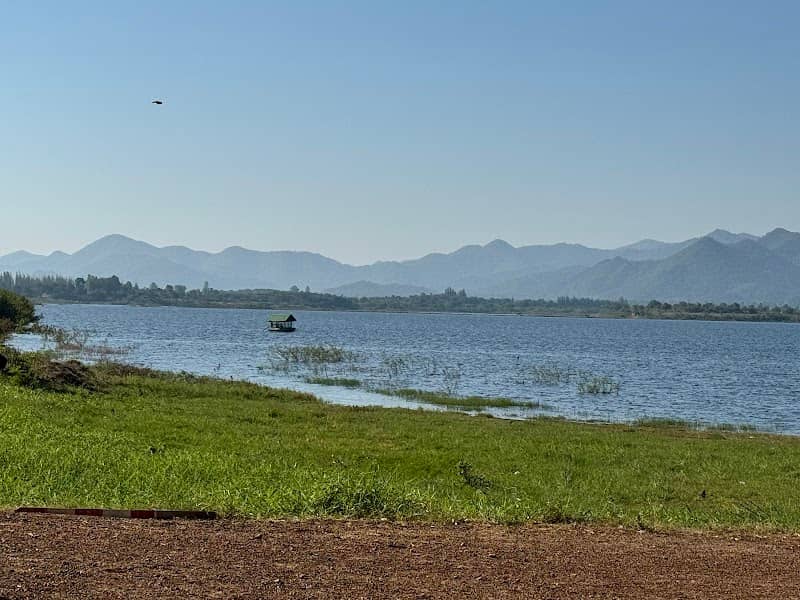 Huai Mai Teng Reservoir - Image 2