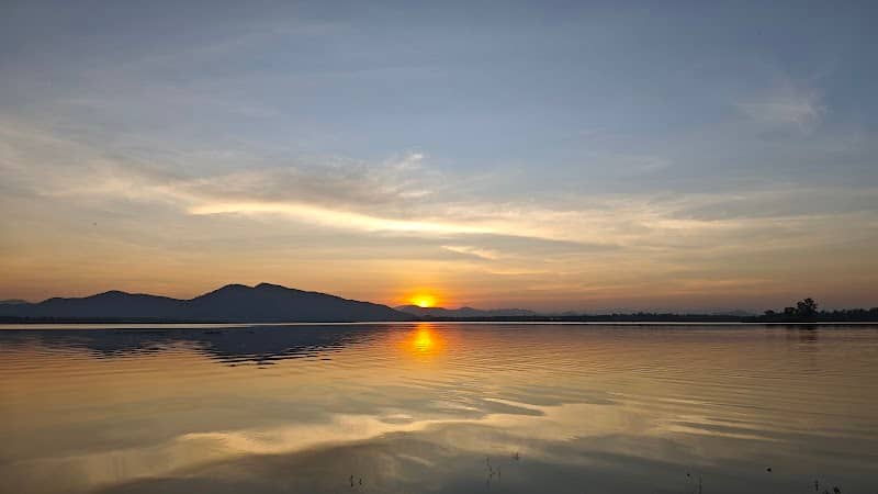 Huai Mai Teng Reservoir - Image 1