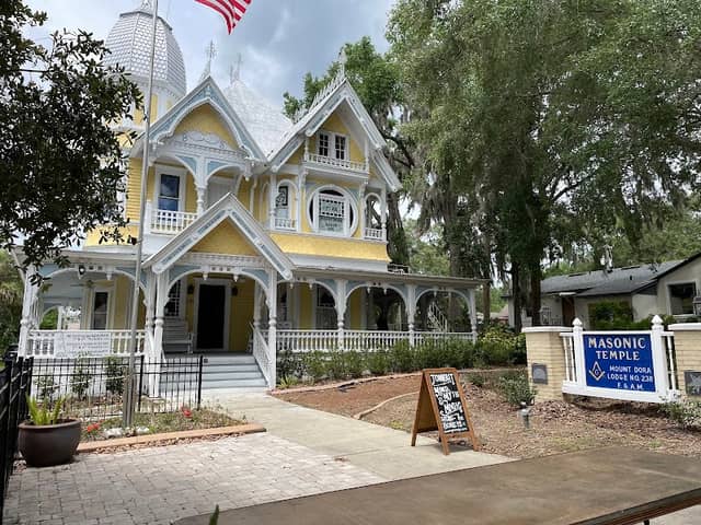 The Donnelly House - Image 1