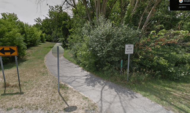 Hines Park Trailhead - Image 1