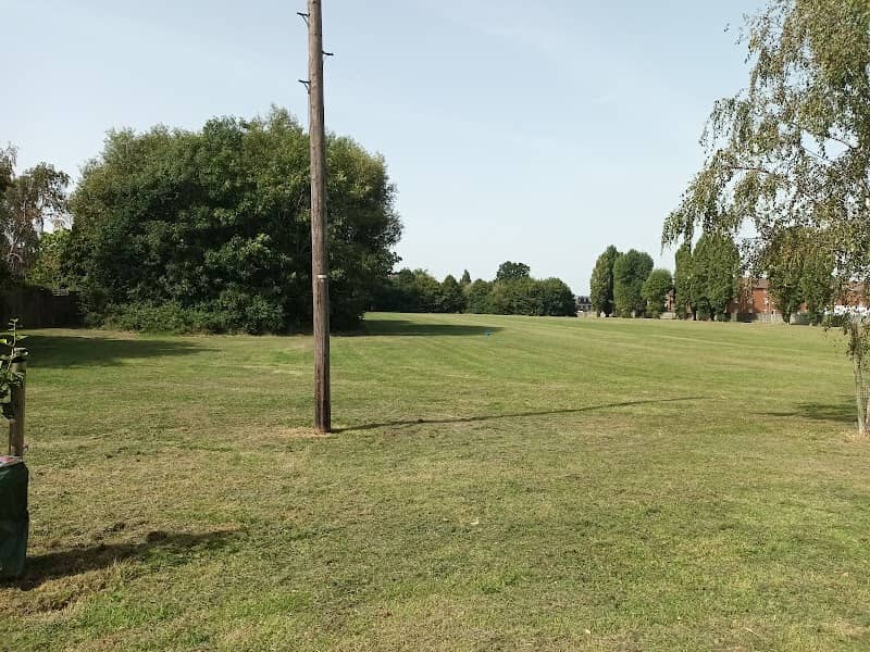 Kenilworth Park - Image 2