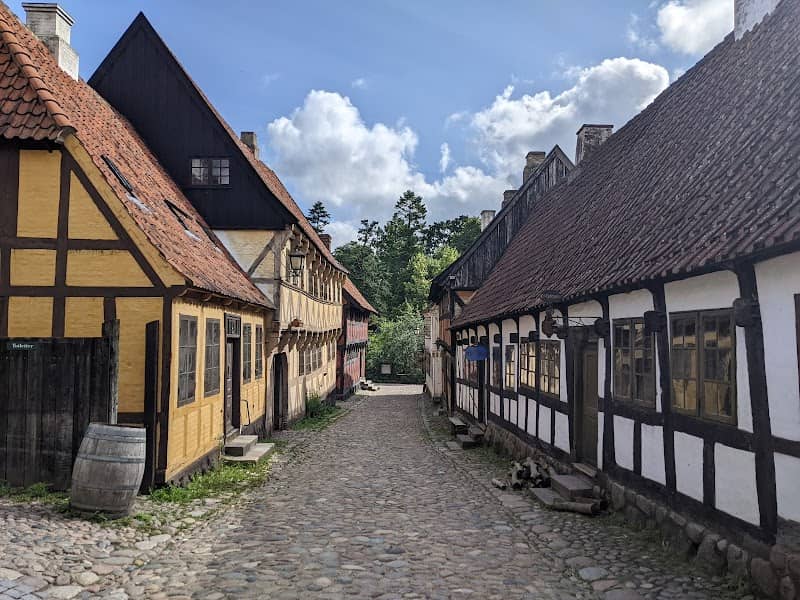 The Old Town - Image 2