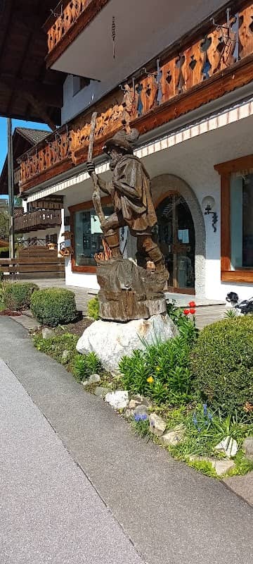Holzstatue/Gebirgs-Wanderer - Image 1