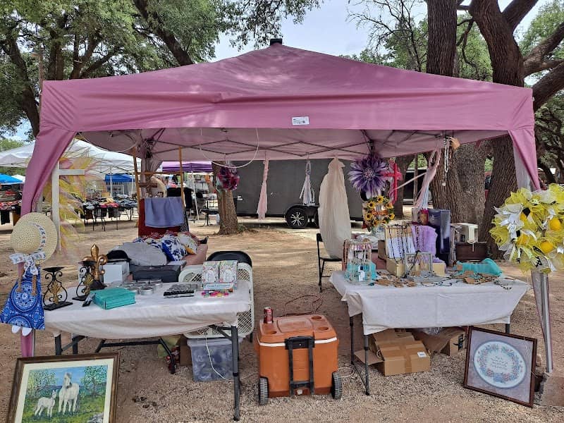 Buffalo Gap Flea Market - Image 2