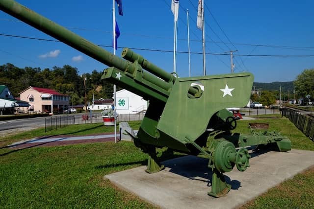 Wayne Veterans Park - Image 1