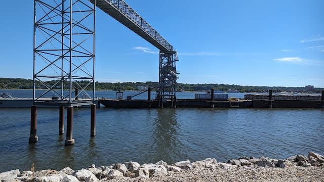 Riverfront Trail Pier - Image 3
