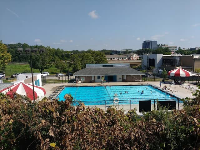 Ebster Park - Image 2