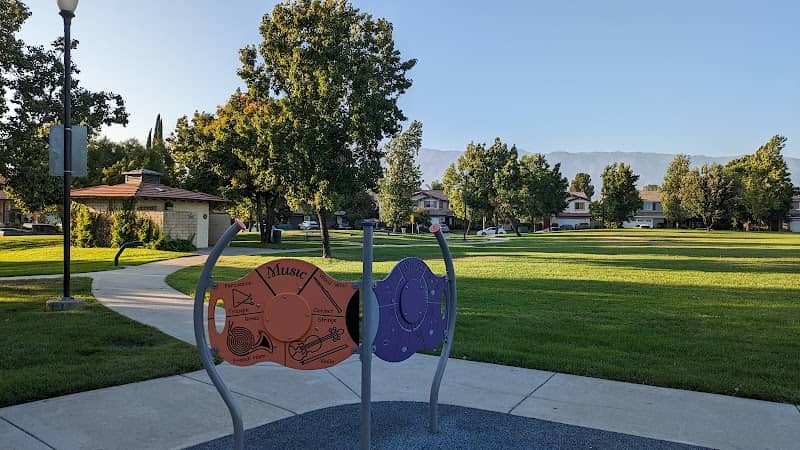 Heritage Circle Park - Image 2