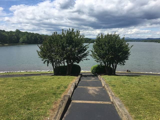 Lake Robinson - Image 2