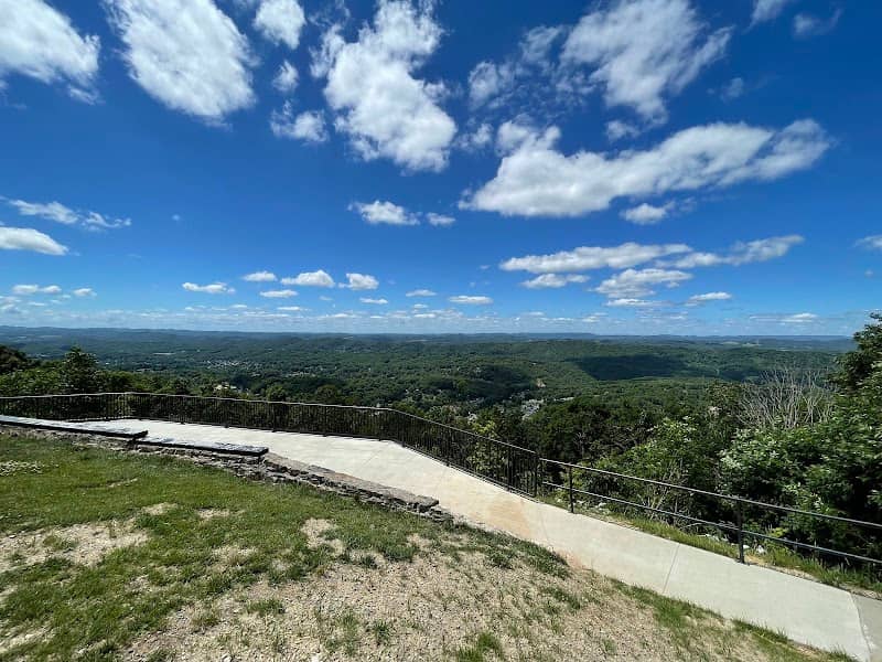 East River Mountain Scenic Overlook - Image 1