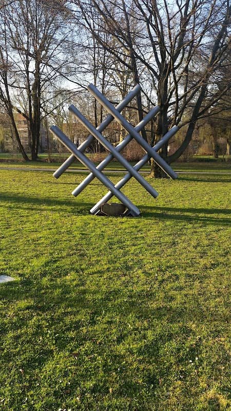 Gitter Denkmal - Image 1