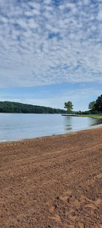 Lake Barkley Beach - Image 2