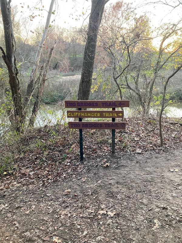 Colorado River Refuge, River Trailhead - Image 1