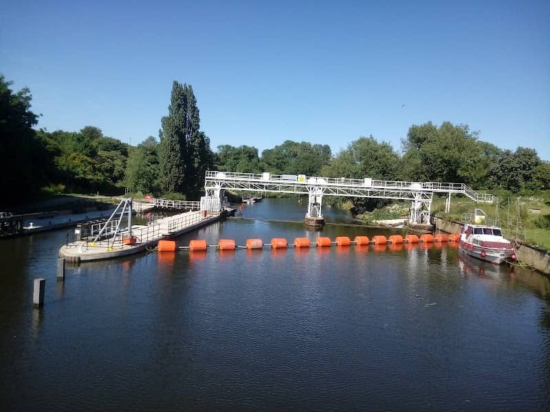 East Farleigh lock - Image 1