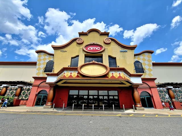 AMC Jersey Gardens 20 - Image 1