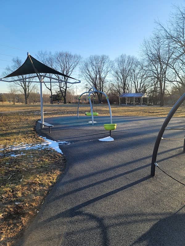 Independence Park - Image 2