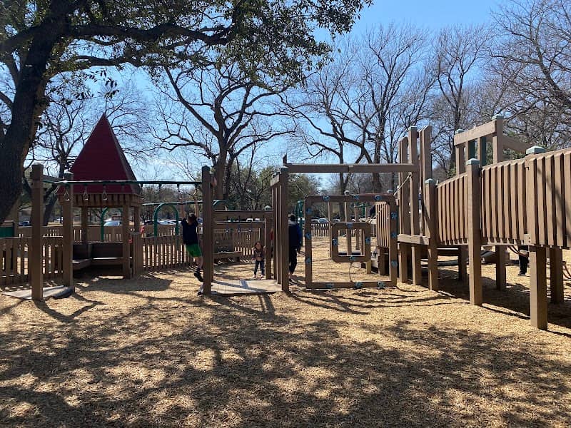 Kid Country Playground - Image 1